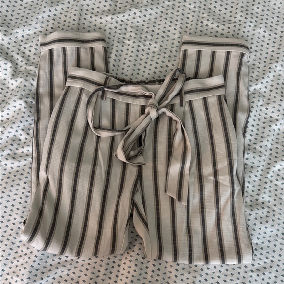Ann Taylor Factory Pants - Ann Taylor Factory Cream and Black Striped Trousers with Tie
